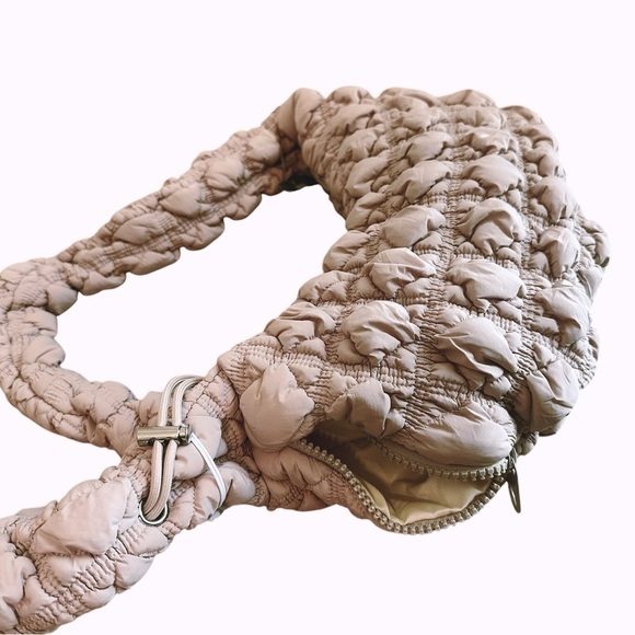 Most Wanted Quilted Crossbody Bag - Picture 4 of 6